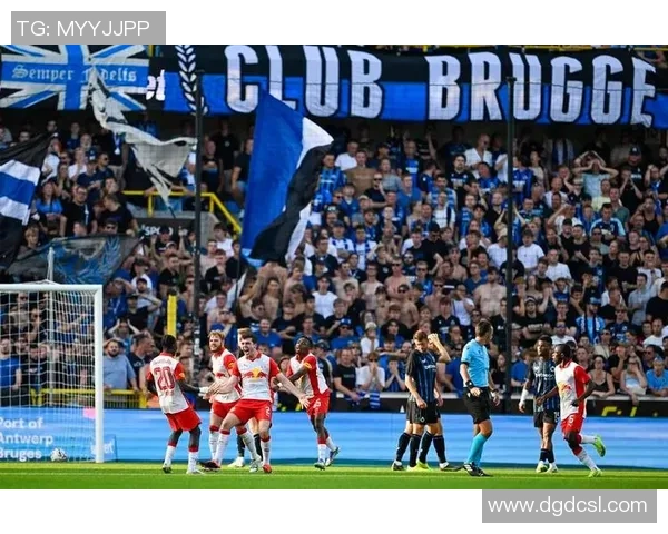 欧联杯精彩对决巴黎圣日耳曼大胜波尔图6比2补时进球引爆全场激情