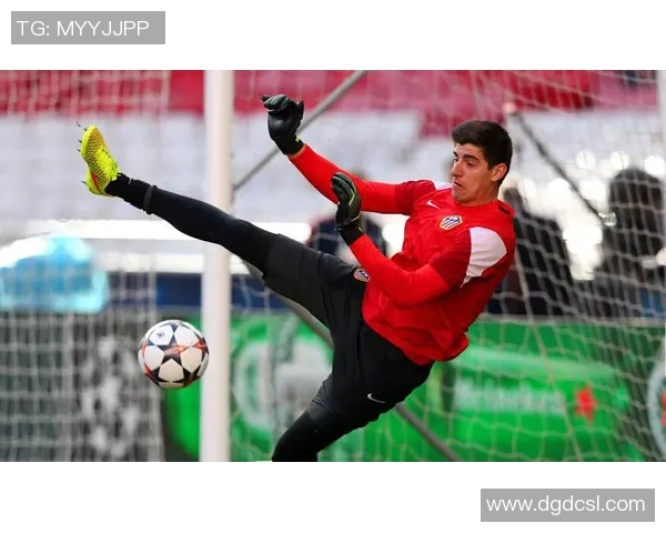 欧冠激战：马竞狂胜波尔图六比二十大精彩进球回顾引爆全场热情