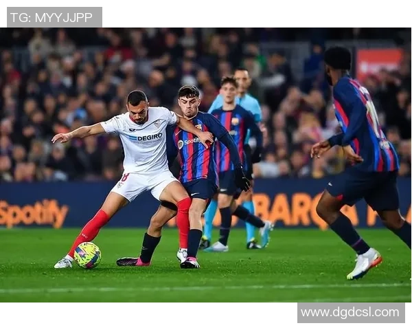 巴萨友谊赛大胜曼联六比二乌龙球瞬间点燃全场激情